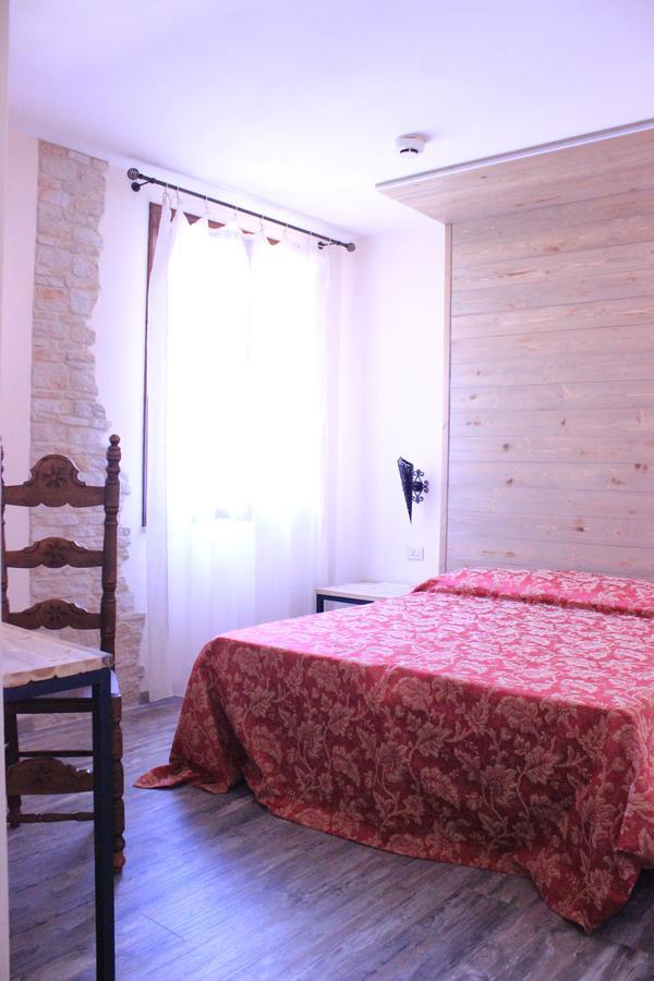 Albergo Al Castello Recoaro Terme Exterior foto